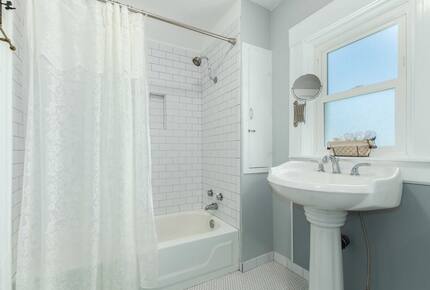 The Shady Victorian | Historic Elegance in Prescott - Prescott, Arizona