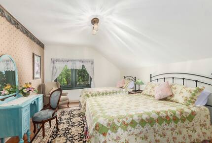 The Shady Victorian | Historic Elegance in Prescott - Prescott, Arizona