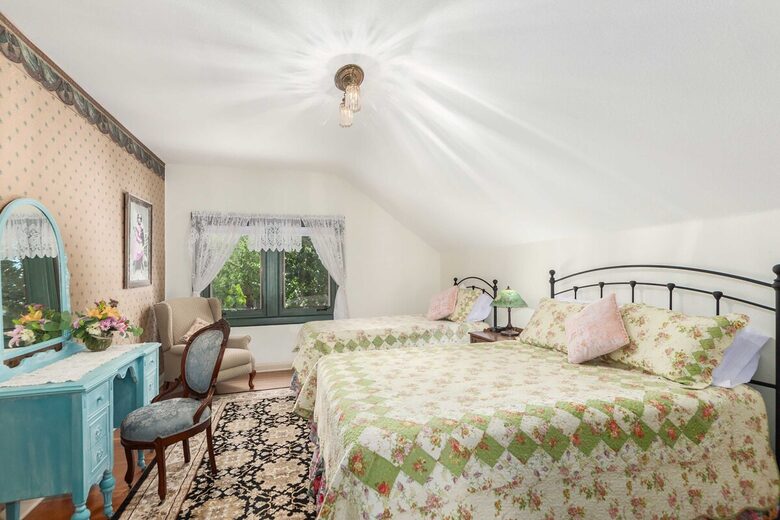 The Shady Victorian | Historic Elegance in Prescott - Prescott, Arizona