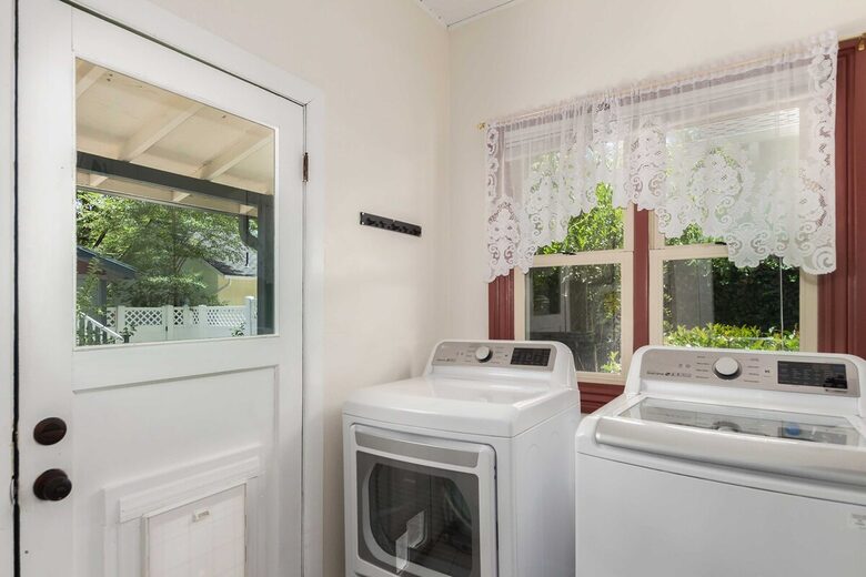 The Shady Victorian | Historic Elegance in Prescott - Prescott, Arizona