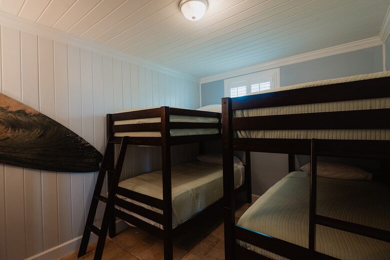 Island Views & Luxurious Comfort on Pelican Shores - Marsh Harbour, Bahamas