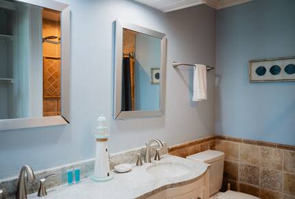 Island Views & Luxurious Comfort on Pelican Shores - Marsh Harbour, Bahamas