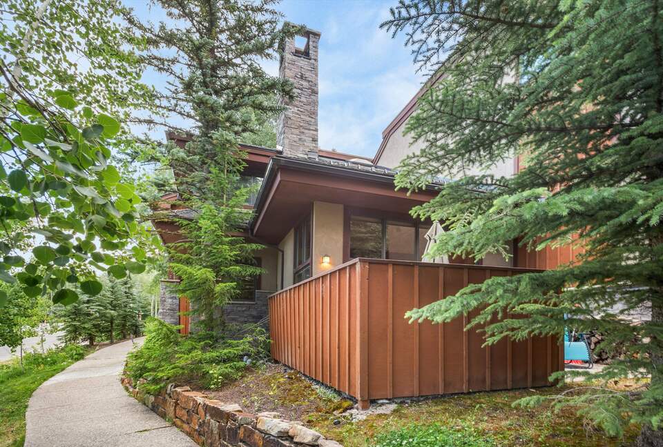 Alpine Elegance | Ski-In Mountain Condo in Snowmass Village - Snowmass, Colorado