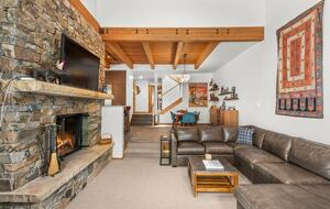 Alpine Elegance | Ski-In Mountain Condo in Snowmass Village - Snowmass, Colorado