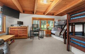 Alpine Elegance | Ski-In Mountain Condo in Snowmass Village - Snowmass, Colorado