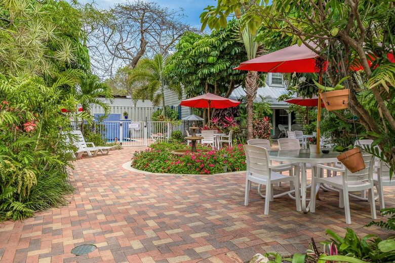 Tropical Elegance with Private Spa Escape - Key West, Florida