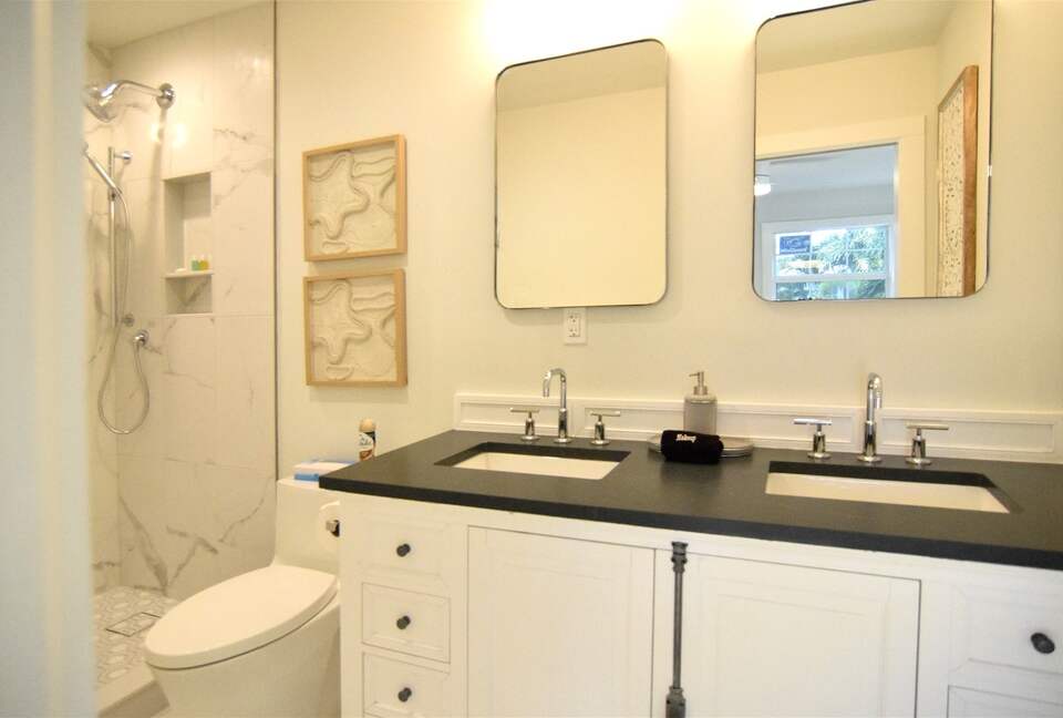 Tropical Elegance with Private Spa Escape - Key West, Florida