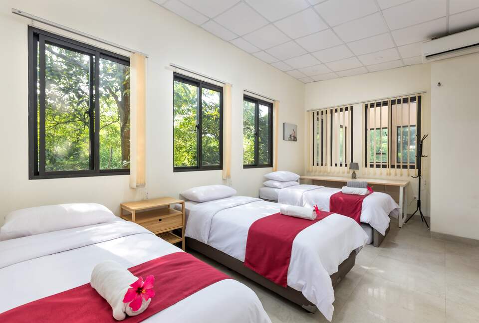 Villa Midori|Exquisite Mountain Retreat - Bogor, Indonesia