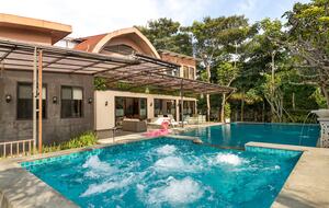 Villa Midori|Exquisite Mountain Retreat - Bogor, Indonesia