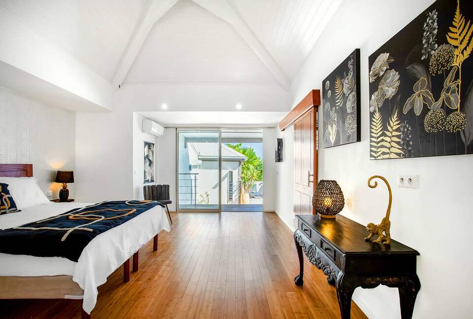 Luxurious Oceanview Villa with Private Pool in Orient Bay - San Martín, Saint Martin (French part)