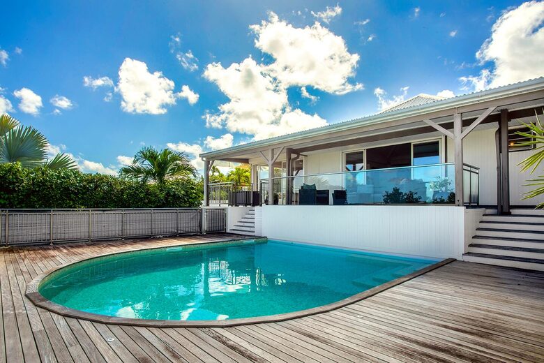 Luxurious Oceanview Villa with Private Pool in Orient Bay - San Martín, Saint Martin (French part)