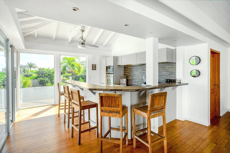 Luxurious Oceanview Villa with Private Pool in Orient Bay - San Martín, Saint Martin (French part)