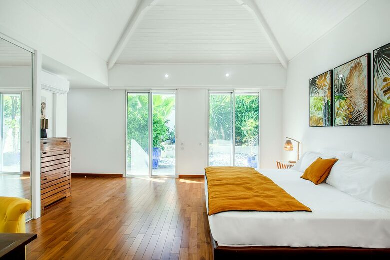 Luxurious Oceanview Villa with Private Pool in Orient Bay - San Martín, Saint Martin (French part)