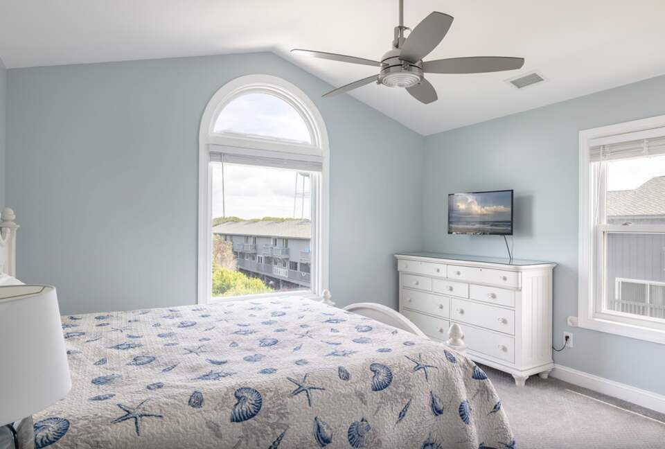 Oceanfront Elegance on the Crystal Coast - Indian Beach, North Carolina