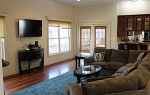 Nine-Bedroom Getaway with Expansive Grounds - Potomac, Maryland