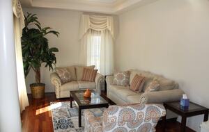 Nine-Bedroom Getaway with Expansive Grounds - Potomac, Maryland