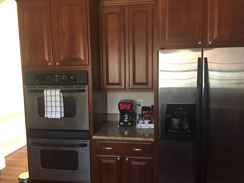 Nine-Bedroom Getaway with Expansive Grounds - Potomac, Maryland