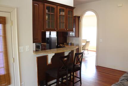 Nine-Bedroom Getaway with Expansive Grounds - Potomac, Maryland