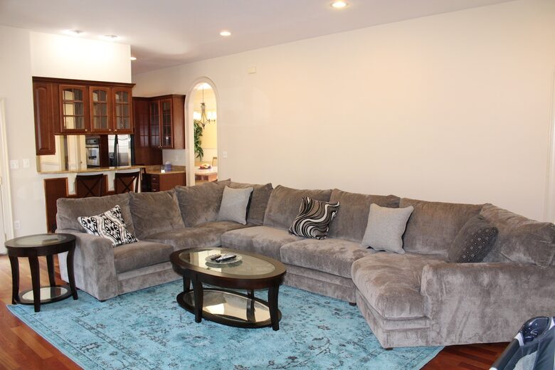 Nine-Bedroom Getaway with Expansive Grounds - Potomac, Maryland