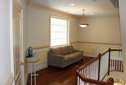 Nine-Bedroom Getaway with Expansive Grounds - Potomac, Maryland