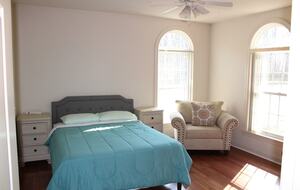 Nine-Bedroom Getaway with Expansive Grounds - Potomac, Maryland