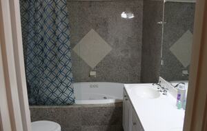 Nine-Bedroom Getaway with Expansive Grounds - Potomac, Maryland