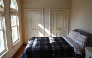 Nine-Bedroom Getaway with Expansive Grounds - Potomac, Maryland