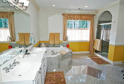 Nine-Bedroom Getaway with Expansive Grounds - Potomac, Maryland