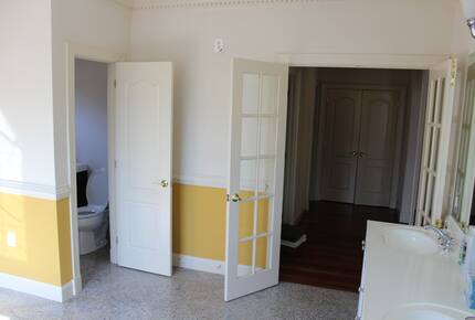 Nine-Bedroom Getaway with Expansive Grounds - Potomac, Maryland