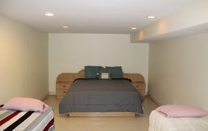 Nine-Bedroom Getaway with Expansive Grounds - Potomac, Maryland