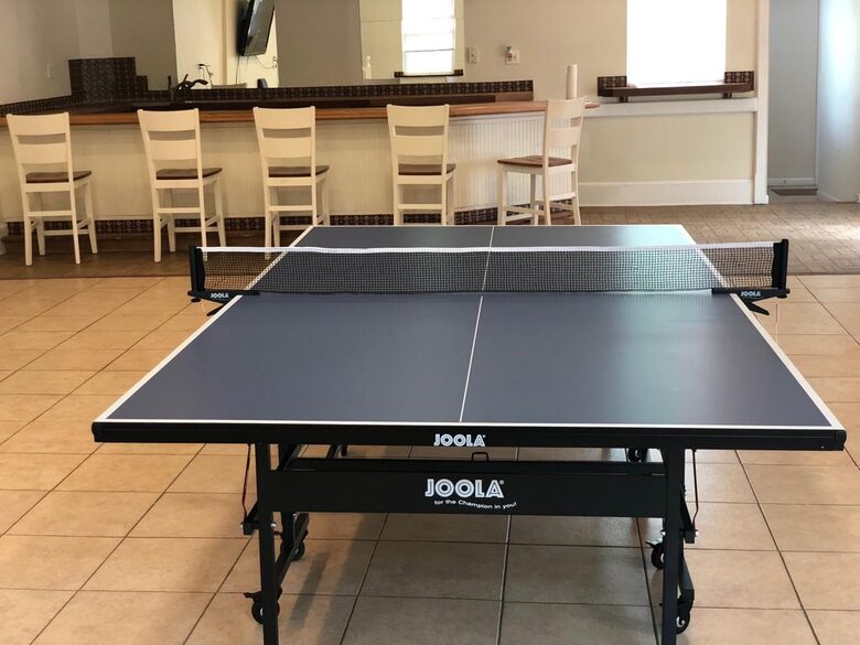 Nine-Bedroom Getaway with Expansive Grounds - Potomac, Maryland