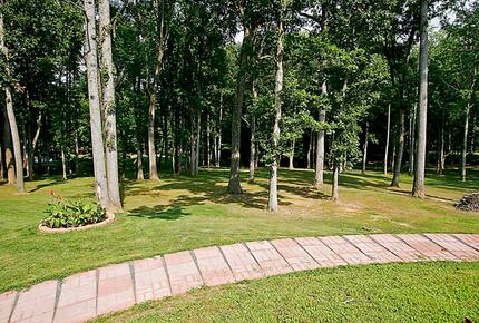 Nine-Bedroom Getaway with Expansive Grounds - Potomac, Maryland