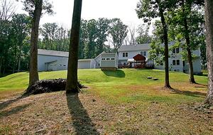 Nine-Bedroom Getaway with Expansive Grounds - Potomac, Maryland