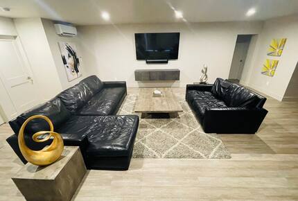 Quaker Hill Hideout | Renovated Forest Retreat Near Scotts Flat Lake - Nevada City, California