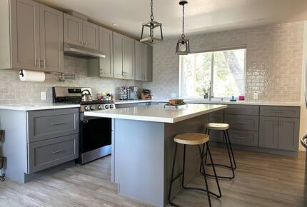 Quaker Hill Hideout | Renovated Forest Retreat Near Scotts Flat Lake - Nevada City, California