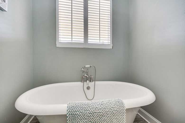 Charming Gulfport Beachside Retreat - Gulfport, Mississippi