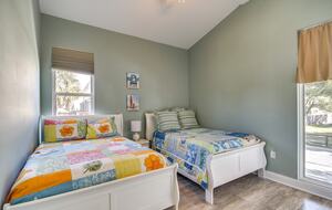 Charming Gulfport Beachside Retreat - Gulfport, Mississippi
