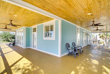 Charming Gulfport Beachside Retreat - Gulfport, Mississippi