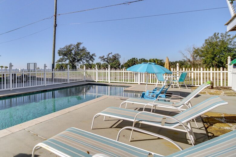 Charming Gulfport Beachside Retreat - Gulfport, Mississippi