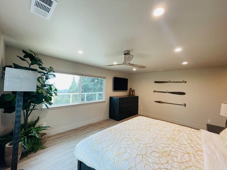 Quaker Hill Hideout | Renovated Forest Retreat Near Scotts Flat Lake - Nevada City, California