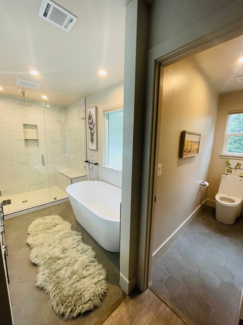 Quaker Hill Hideout | Renovated Forest Retreat Near Scotts Flat Lake - Nevada City, California