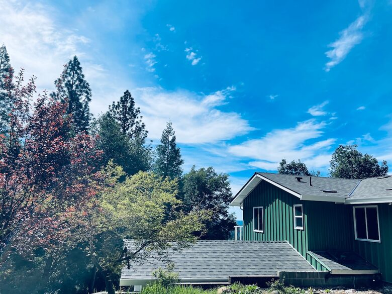 Quaker Hill Hideout | Renovated Forest Retreat Near Scotts Flat Lake - Nevada City, California