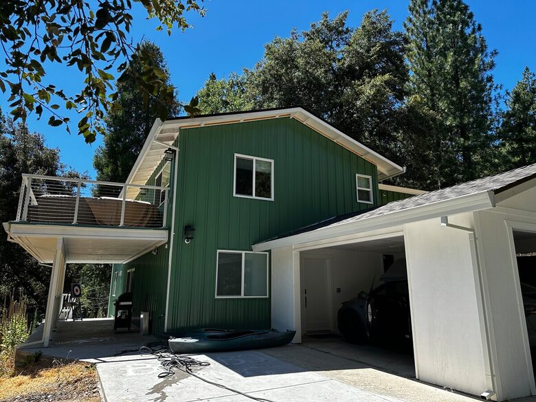 Quaker Hill Hideout | Renovated Forest Retreat Near Scotts Flat Lake - Nevada City, California