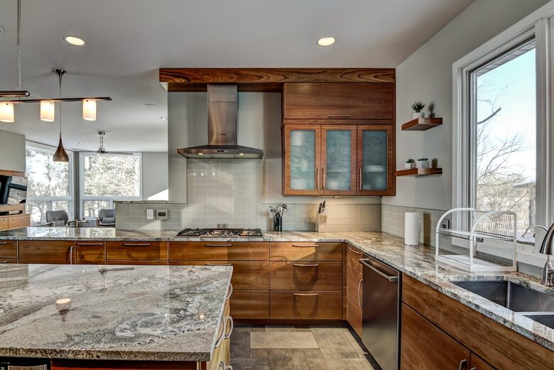 Luxury Lakehouse on Lake Wissota - Chippewa Falls, Wisconsin