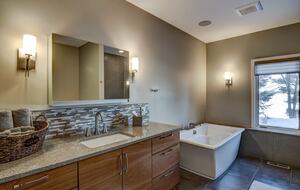 Luxury Lakehouse on Lake Wissota - Chippewa Falls, Wisconsin