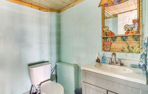 Charming Gulfport Beachside Retreat - Gulfport, Mississippi