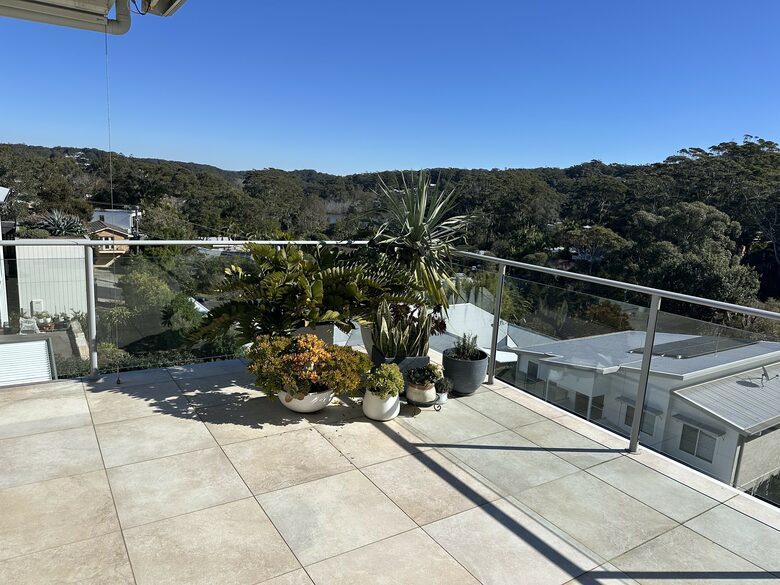 Elegant Coastal Retreat with Pool and Game Room - North Avoca, Australia