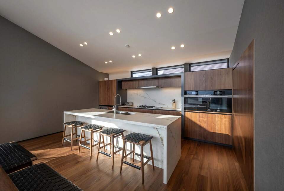 Modern Comforts with Mount Yotei Views - Kutchan-cho, Abuta-gun, Japan