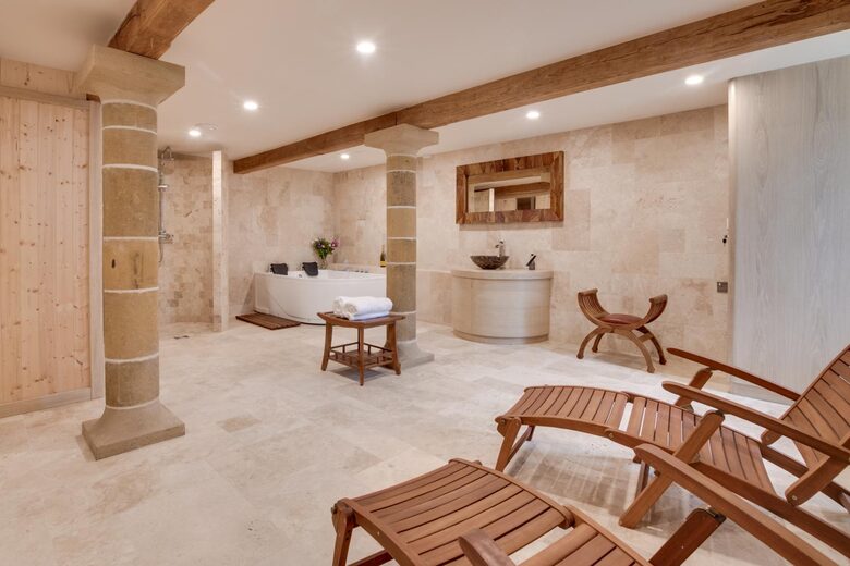 The Old Chapel & Spa - Whitby, United Kingdom