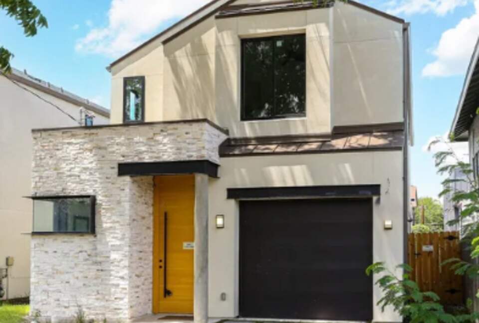 Serene Retreat with Private Pool - San Antonio, Texas